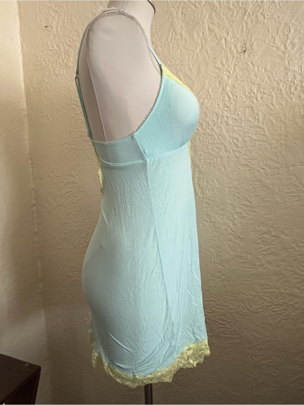Victoria’s Secret Light Blue Light Yellow Floral Lace Slip Nightgown Small - Picture 6 of 7